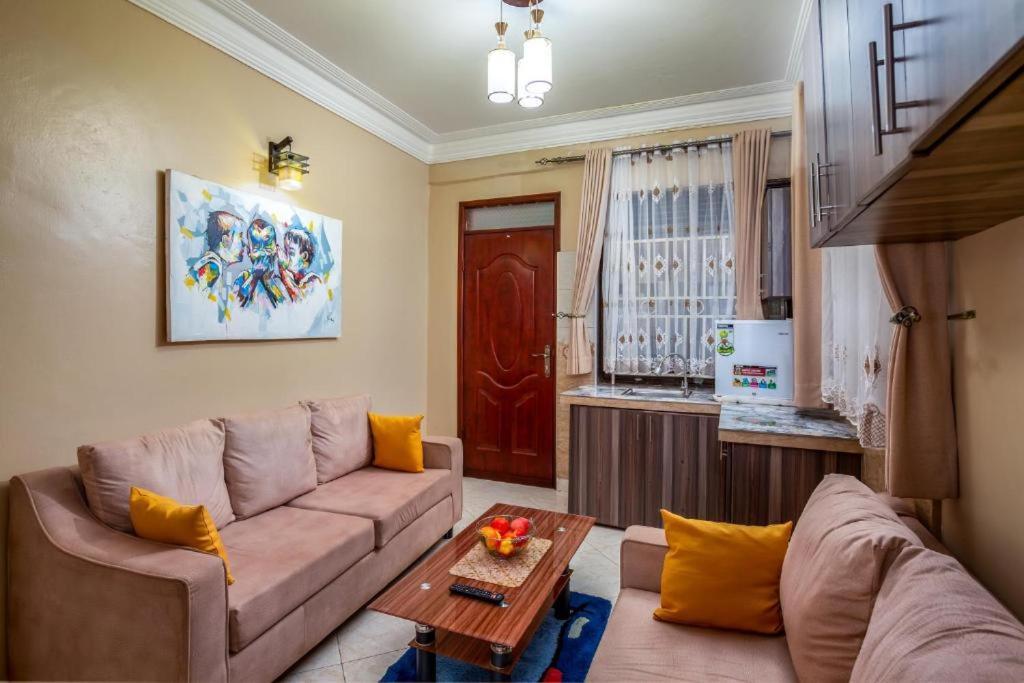 Keba Xpress Hotel - Entebbe Bagian luar foto